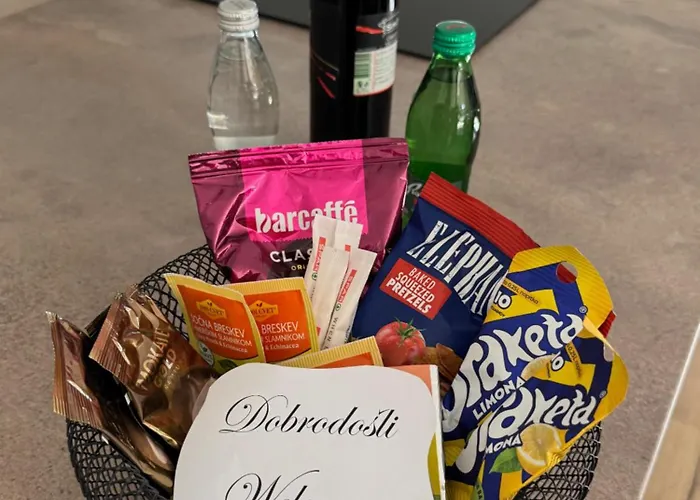 Modern House بيت للعطل بتوي